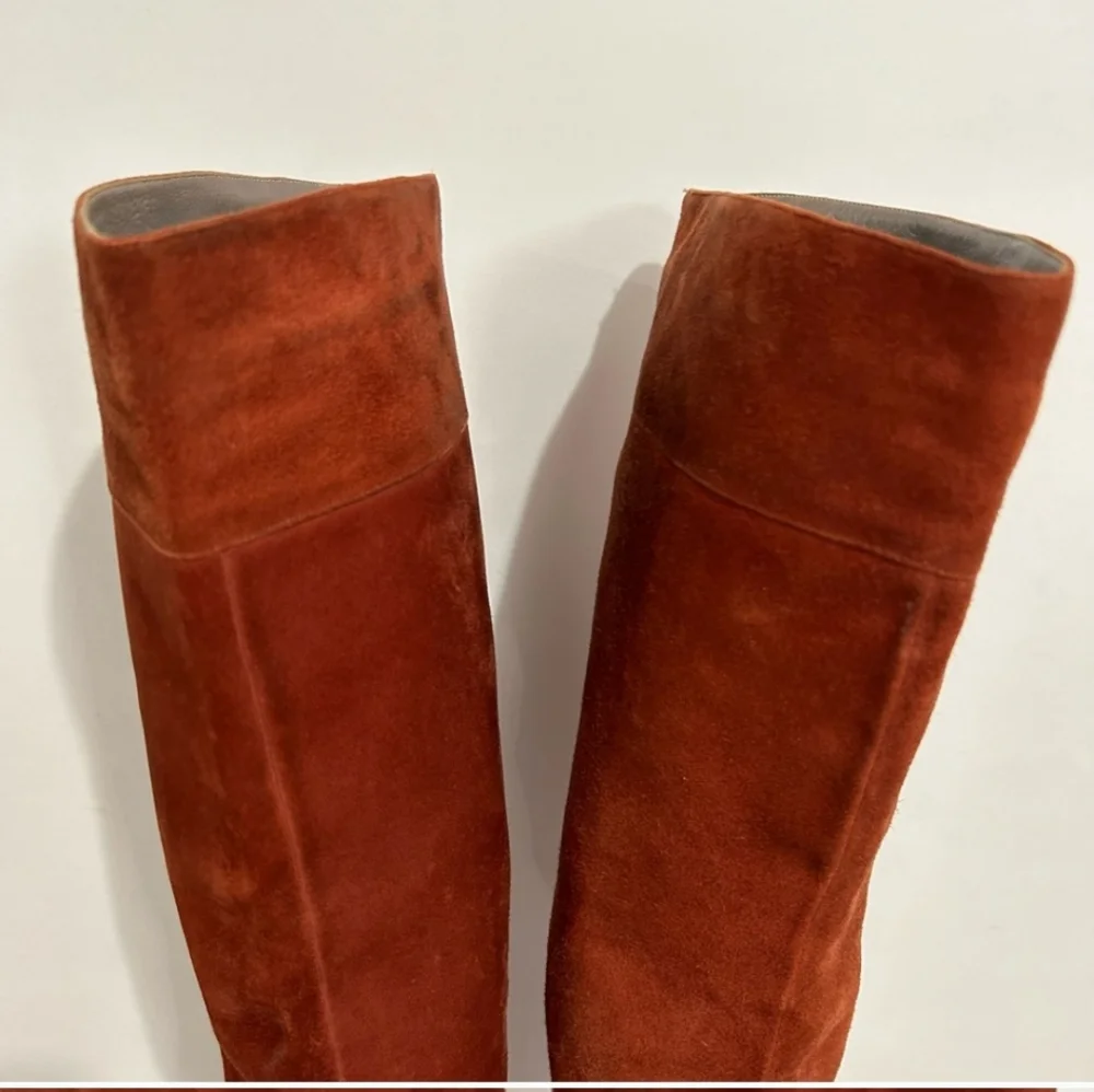 Beautiful 1970s Knee Boots, Genuine Suede Burnt Orange Stacked Heel Size 6 - Picture 10 of 16